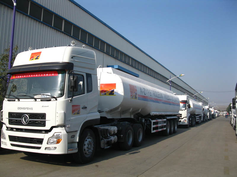 Эфиопия клиентов порядка 100 единиц топлива полуприцепы из СЦВЕ грузовиков завод