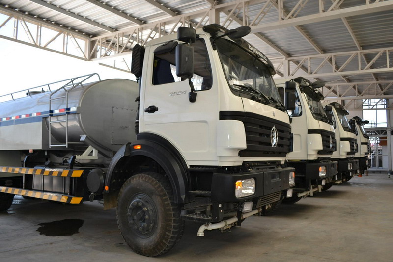 10 единиц beiben 20 куб.М воды грузовиков, работающих в Анголе заказчика проекта