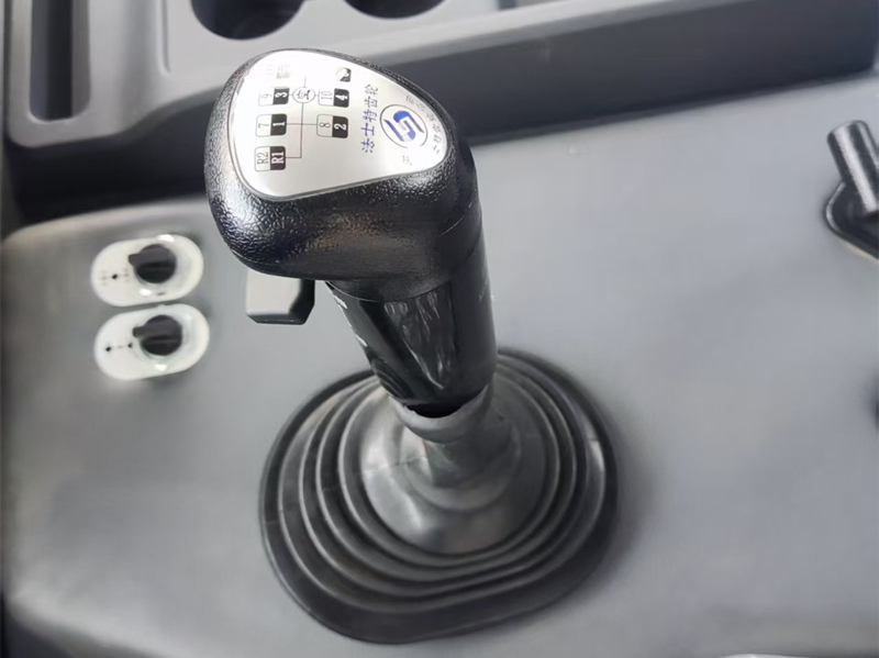 Beiben NG80 sleeper tractor head