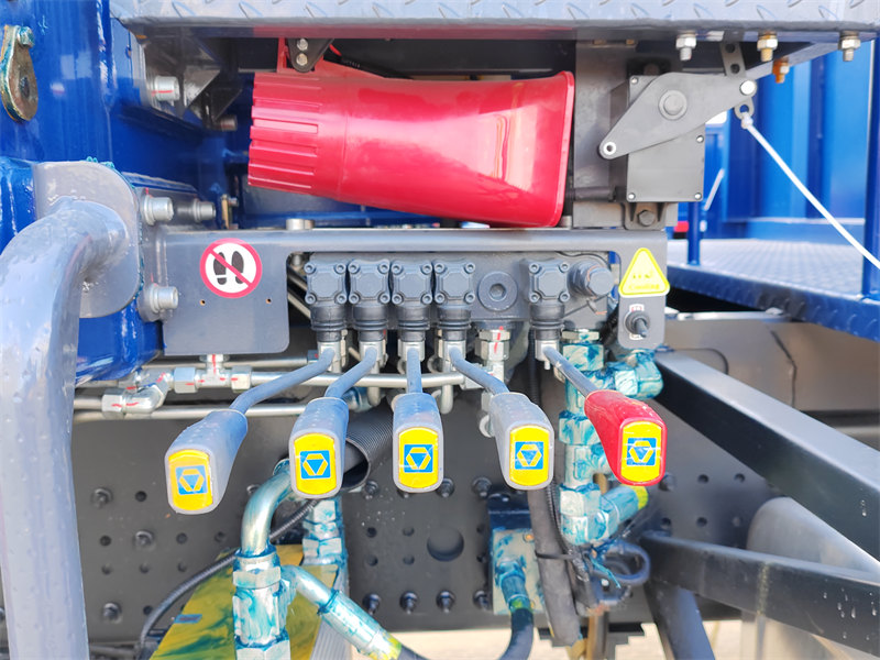 Beiben truck mounted XCMG crane