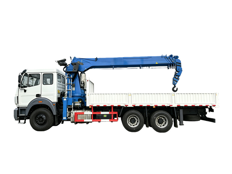 Beiben 2642 truck with hydrauic crane