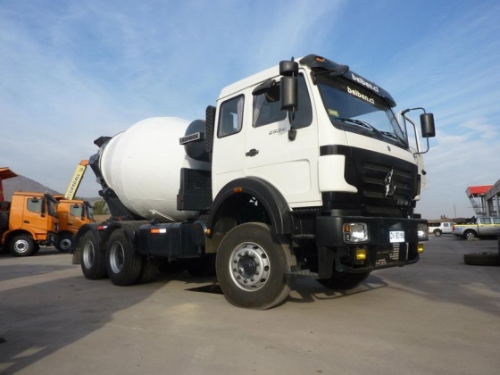 china beiben 6*4 cement mixer truck manufacturer,