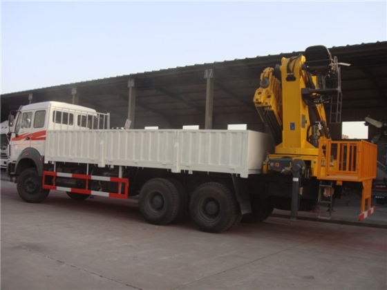 china beiben 8 T haib crane truck