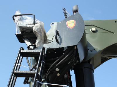 Beiben 10-wheeler 16 ton crane truck